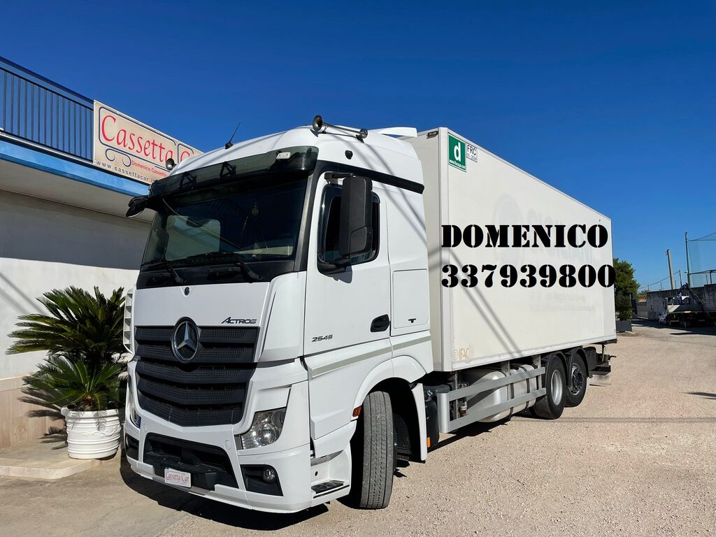 5239134  Camion MERCEDES-BENZ ACTROS